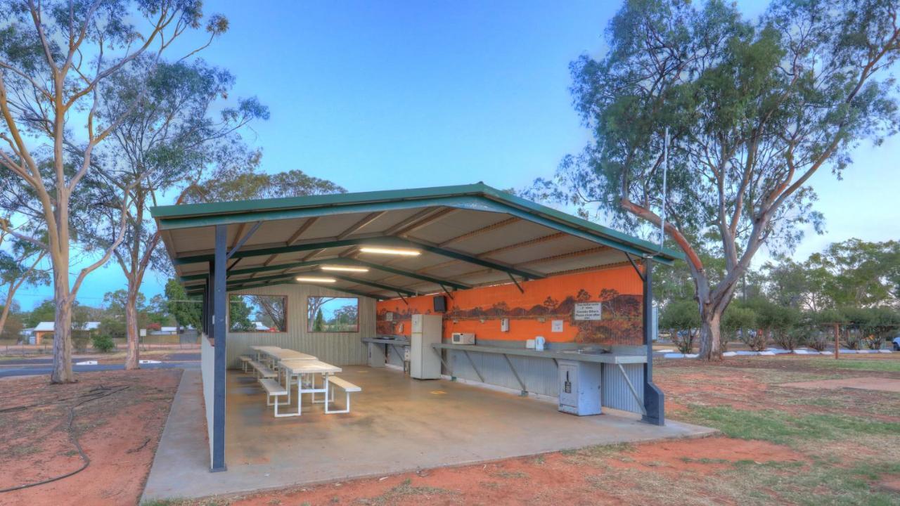 Cobar Caravan Park Kültér fotó