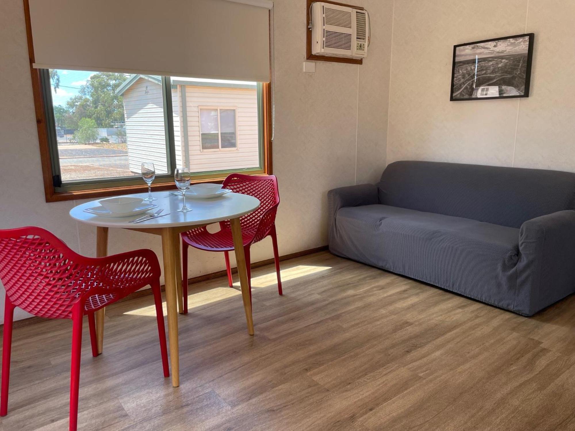 Cobar Caravan Park Kültér fotó